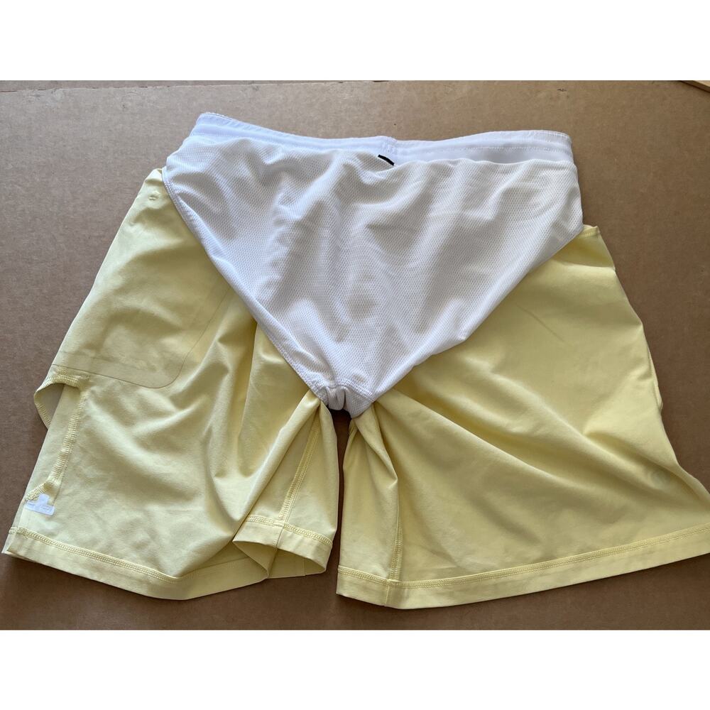 Lululemon Swim Short 7” InseamLined Butter Cream Yellow Men’s Size Medium - Picture 8 of 9